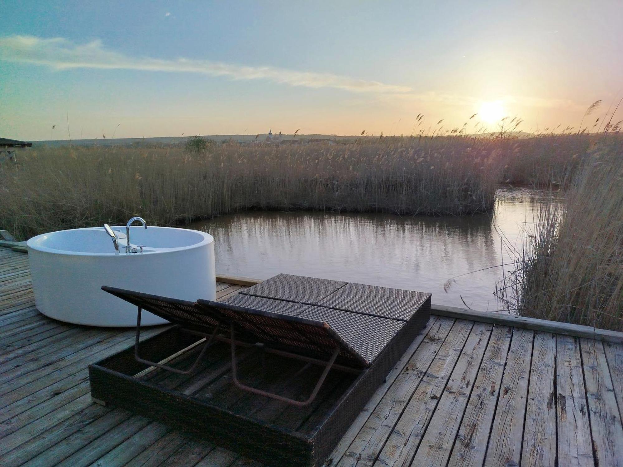 Pfahlbau Sunset II Toplage Inklusive Elektroboot 拉斯特 外观 照片