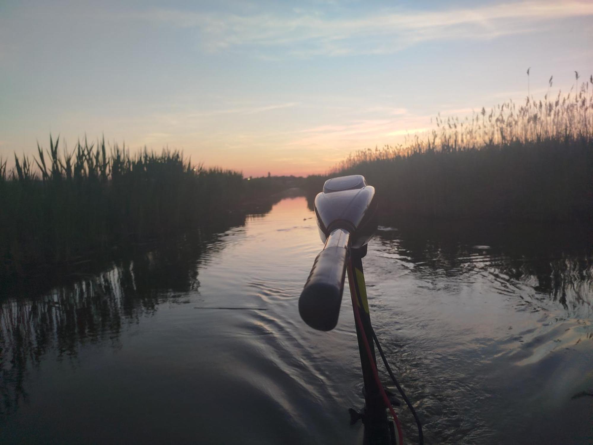 Pfahlbau Sunset II Toplage Inklusive Elektroboot 拉斯特 外观 照片
